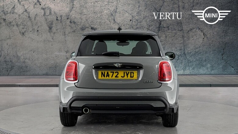 MINI Hatchback 1.5 Cooper Exclusive 3dr Auto Petrol Hatchback